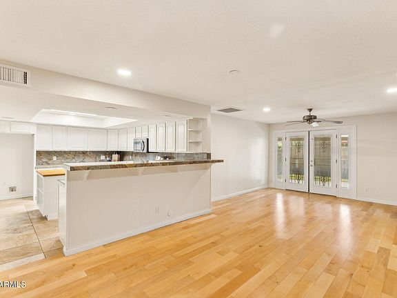 3rd image of 4507 E ARAPAHOE Street
