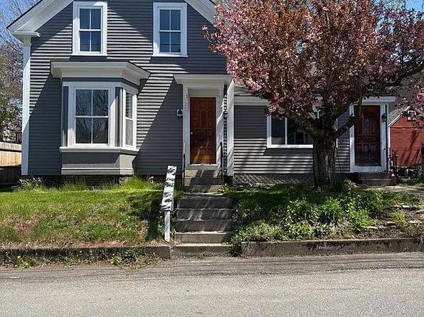 15 Lawton St, Ayer, MA 01432
