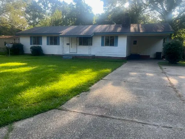 611 Graymont Ave, Hattiesburg, MS 39401