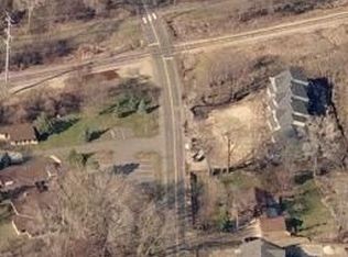 10806 S Shore Dr UNIT 103, Minneapolis, MN 55441
