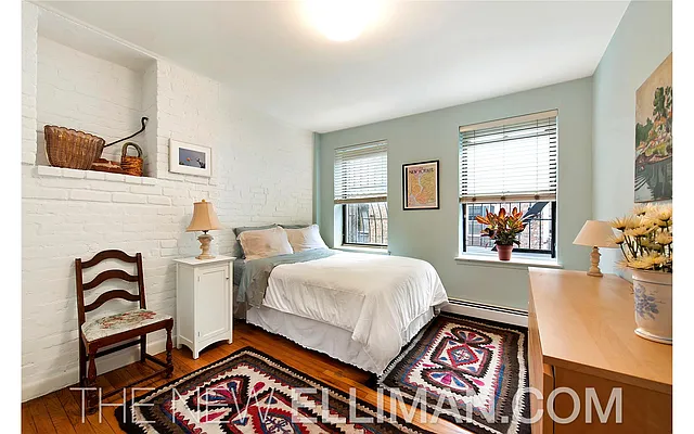 Sold by Douglas Elliman | media 18