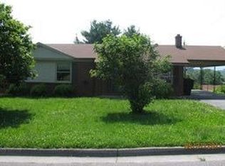 5328 Meadowcrest St, Roanoke, VA 24019