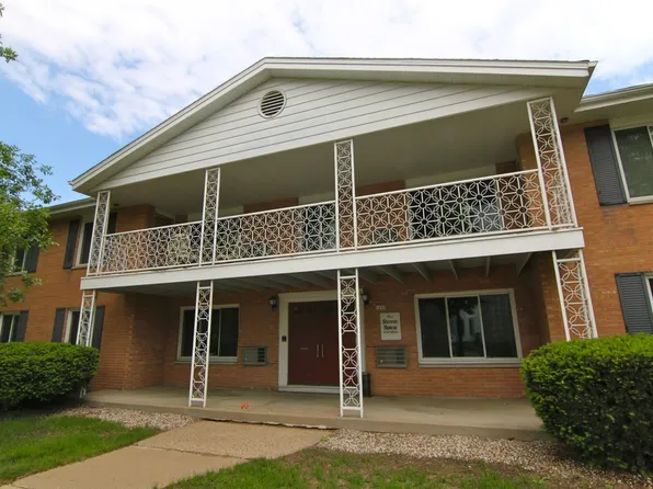 Stevens House, 1650 Clark St APT 11, Stevens Point, WI 54481