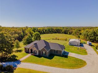 11723 S Brigance Rd, Gentry, AR 72734