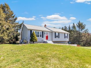 18 Blueberry Pl, Cheshire, CT 06410