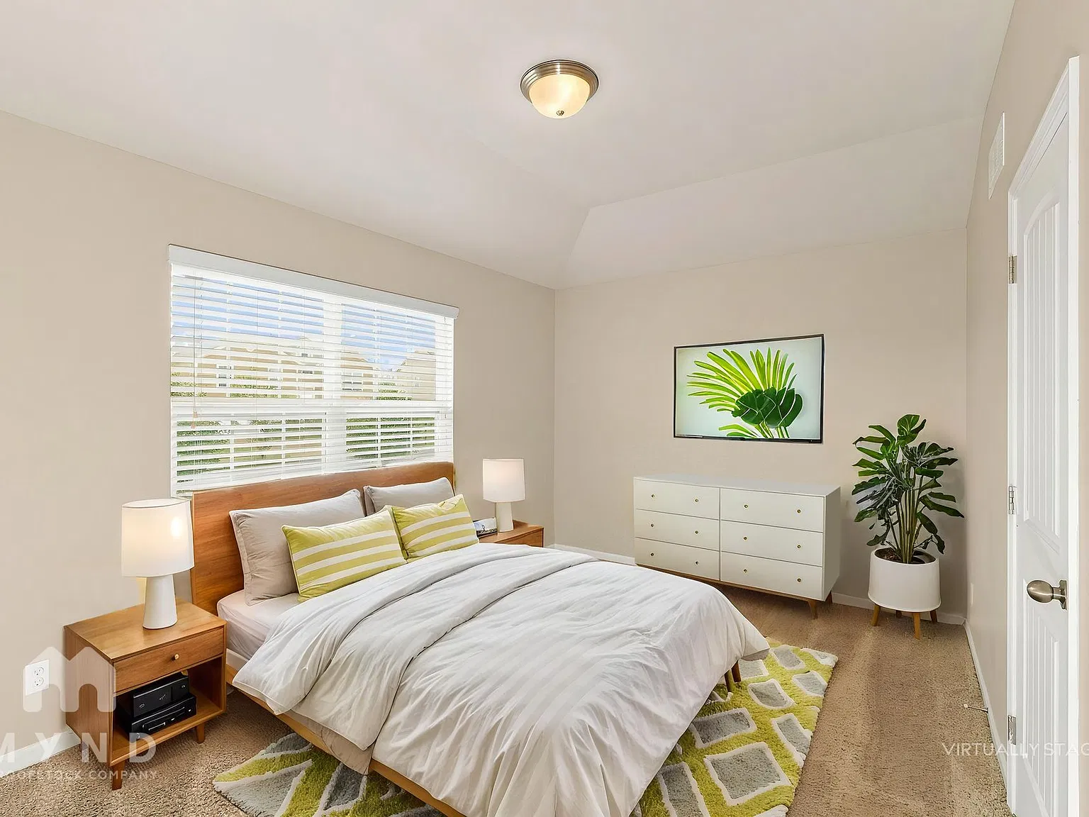 3 bed, 2.0 bath, 1510 sqft, $2,170 — Photo 4