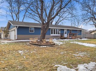 1412 10th Ave W, Shakopee, MN 55379