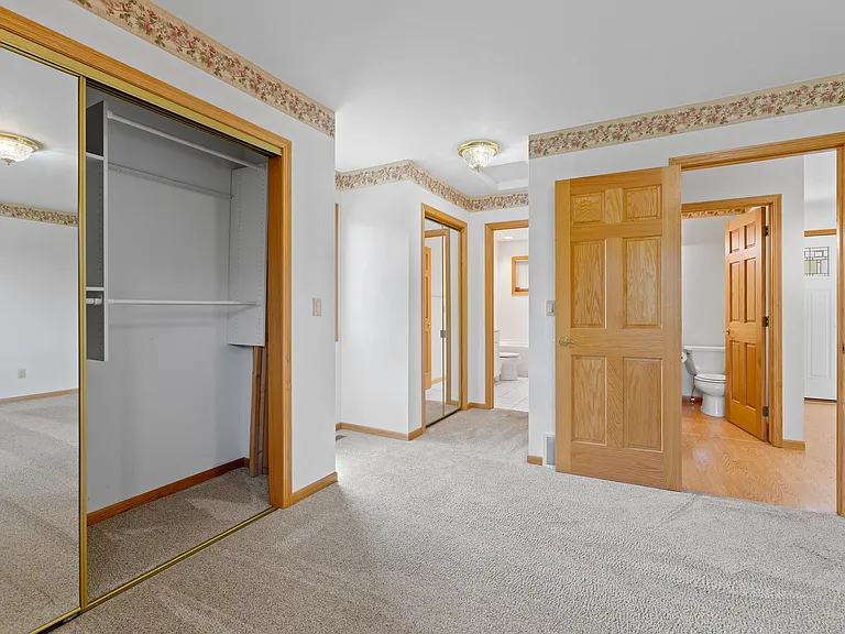 1132 Enchantment Rd — Photo 16