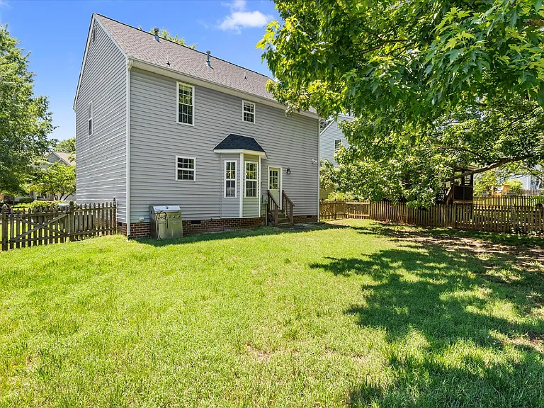 6912 Dartmouth Ave — Photo 35