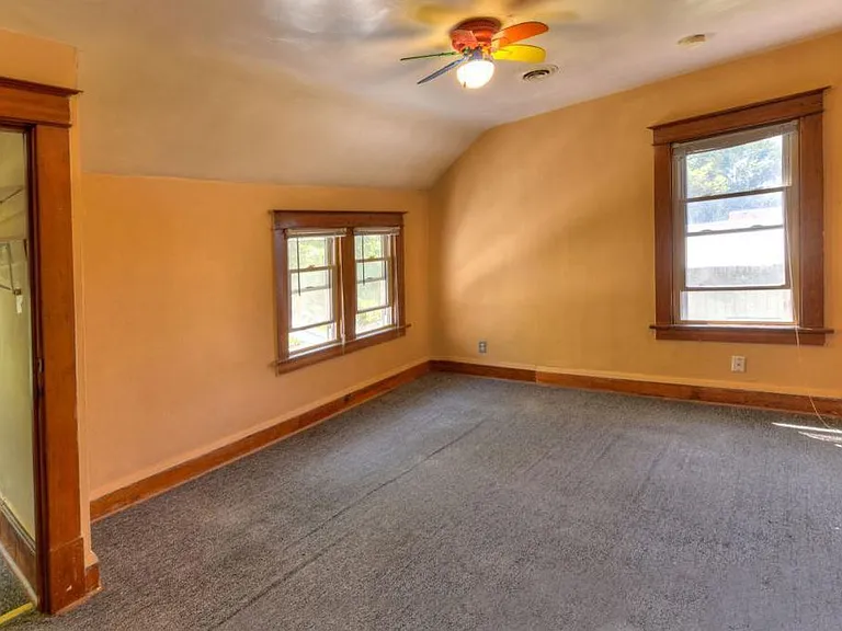 1171 Marion St #2 — Photo 5