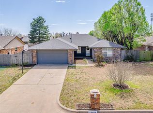 12028 Larkdale Dr, Yukon, OK 73099