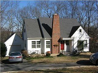 2nd image of 3233 Ozark Cir