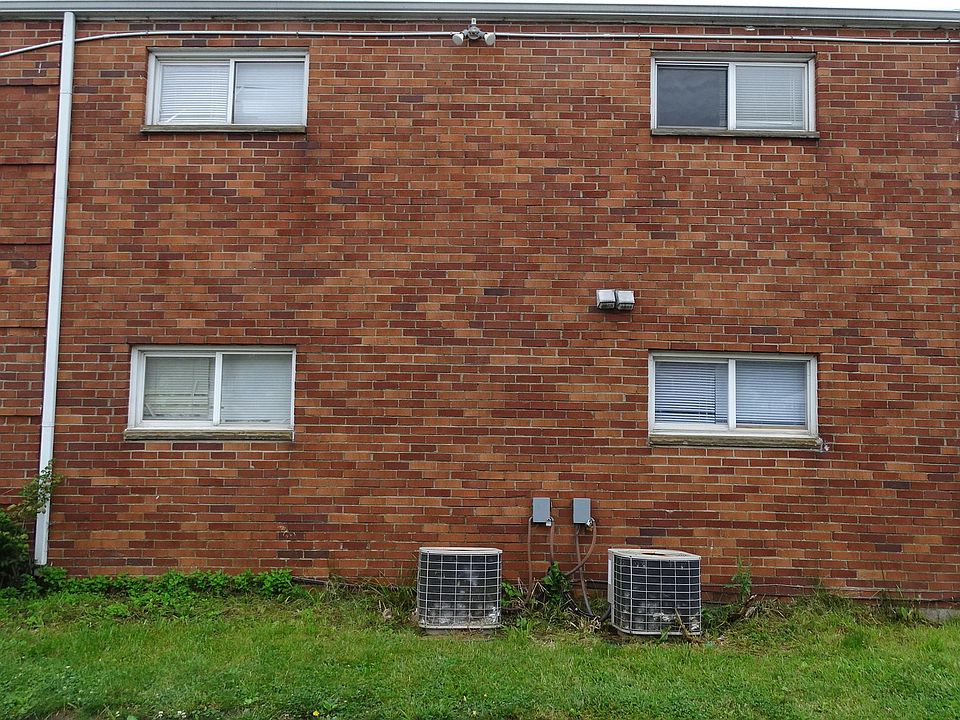 2nd image of 3619 Cushing Dr