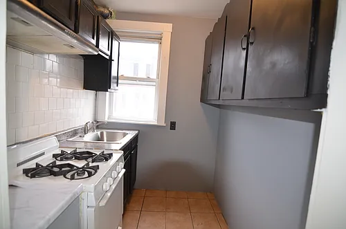 4 Pearl St Photo 1