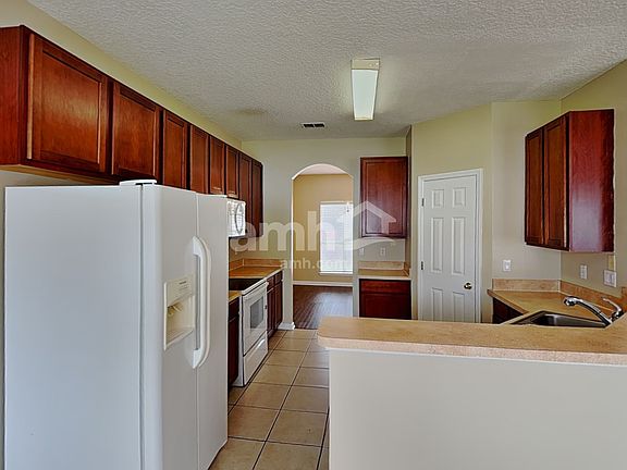 4th image of 9183 Prosperity Lake Dr