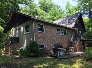 419 Lakeside Rd, Hewitt, NJ 07421