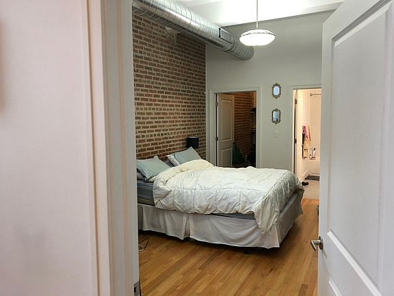 5th image of 4801 N Ravenswood Ave #307