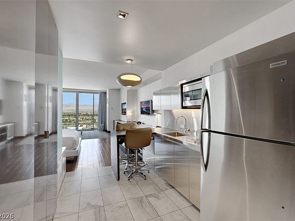 3rd image of 4381 W Flamingo Rd #3003