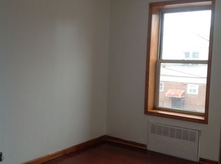 132 Highlawn Ave #2FL, Brooklyn, NY 11223