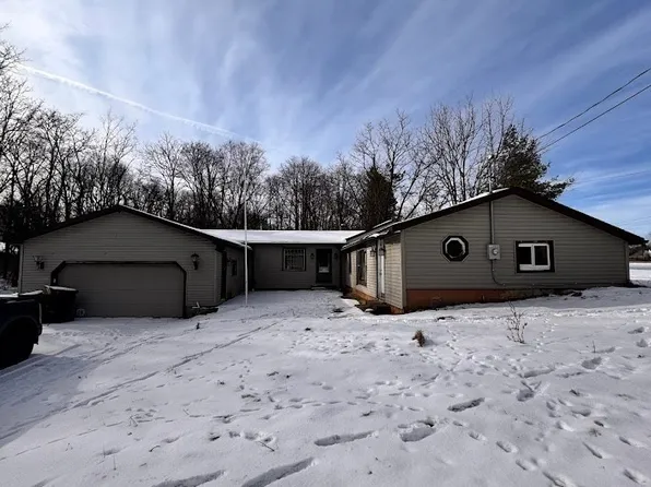 228 Hartman Rd, Wadsworth, OH 44281