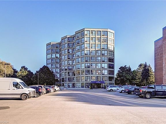 3rd image of 24 Marilyn Dr N #401