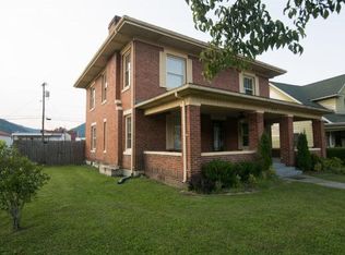 515 Clinton Ave E, Big Stone Gap, VA 24219