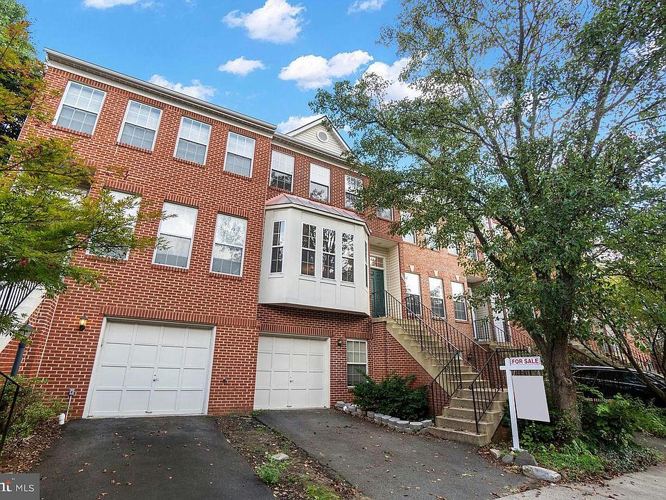 1st image of 2561 James Monroe Cir