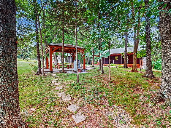 3rd image of 2615 Morton Ridge Rd