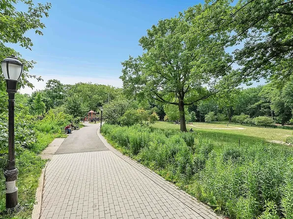 116-17 Grosvenor Lane image 13 of 15