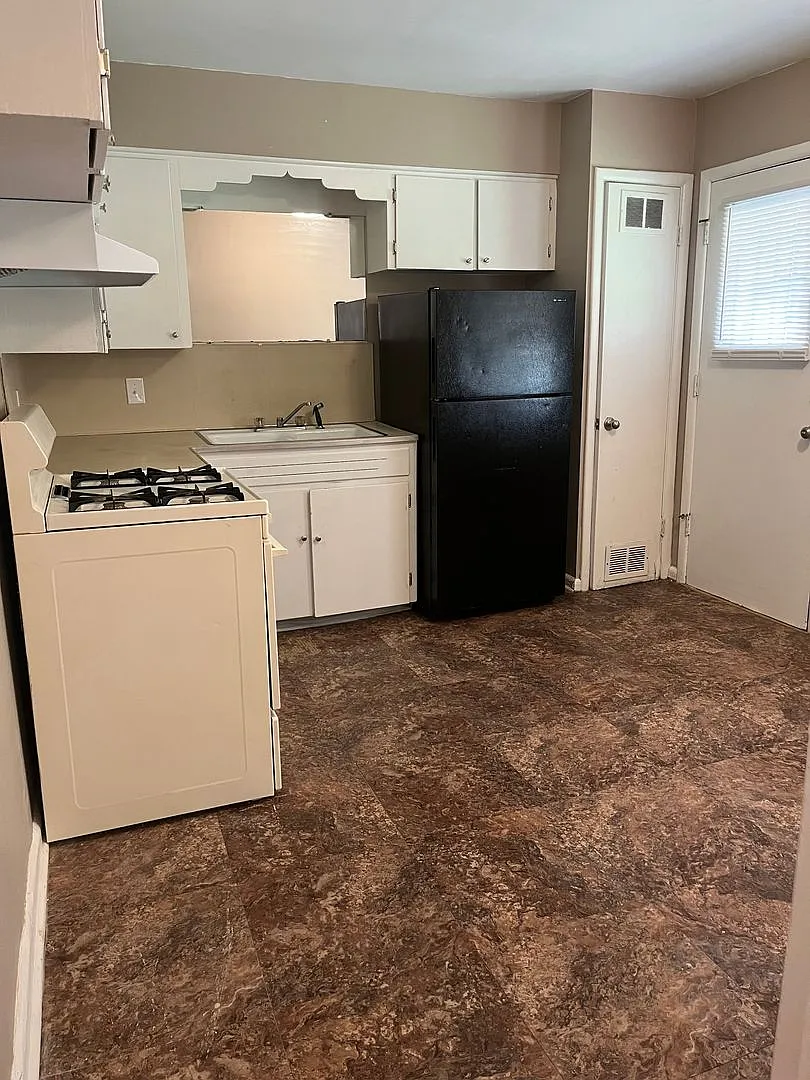 3115 Ware Street — Photo 3
