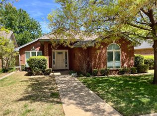 605 Holliday St, Plainview, TX 79072