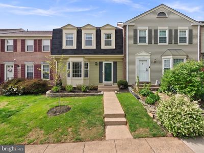 8555 Dellway Ln, Vienna, VA, 22180