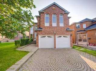 25 Westmoreland Ct, Markham, ON L3R 8L9