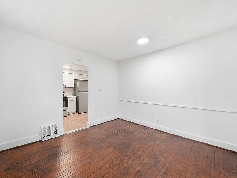 1211 Emily St — Photo 19