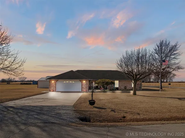 27819 S 4380th Rd, Vinita, OK 74301