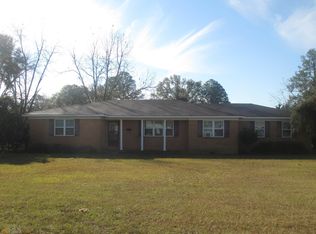 41 Burketts Ferry Rd, Hazlehurst, GA 31539