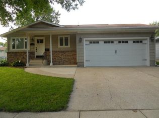 1711 E Elm St, Algona, IA 50511