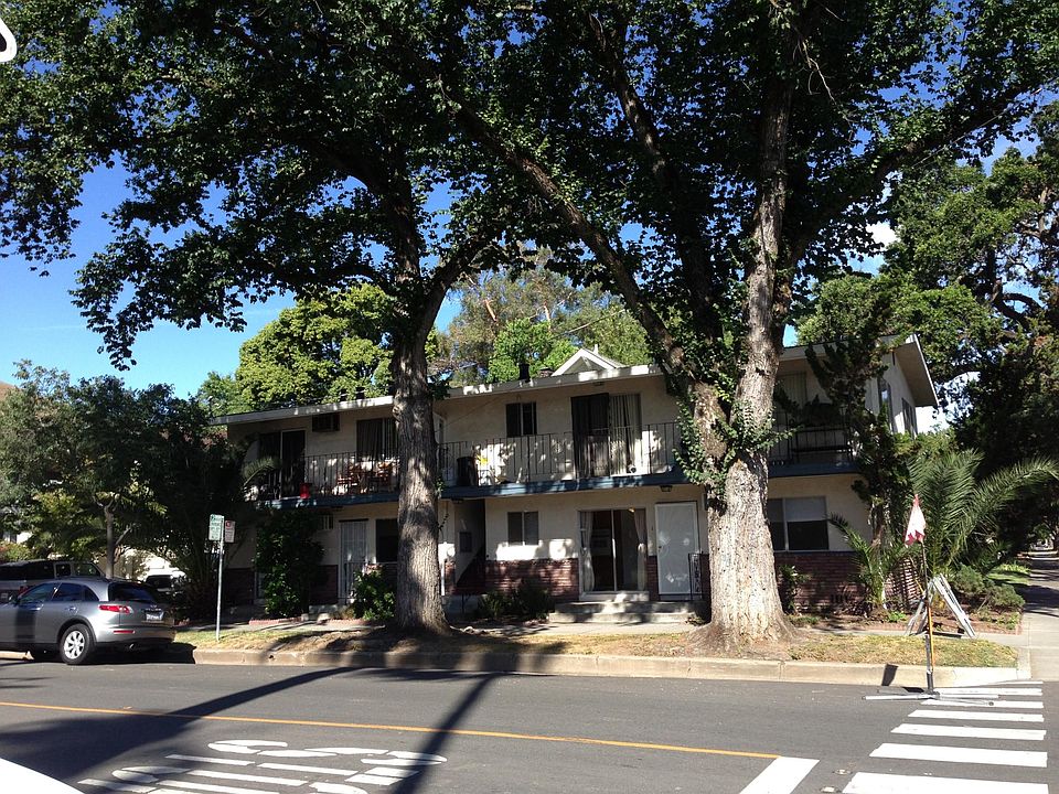 Building Photo 4