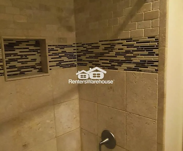 950 Butte Ct — Photo 26