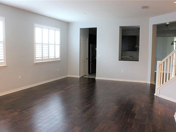 2nd image of 11836 Thatcher Ave