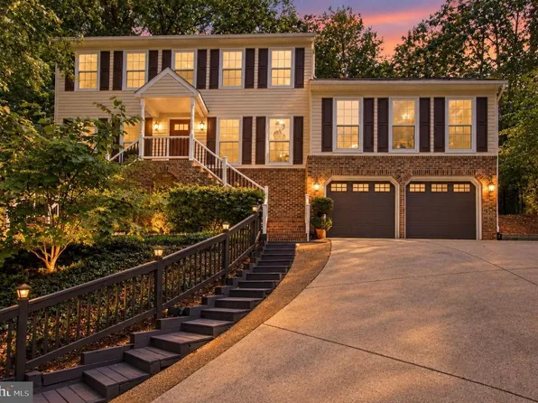 2018 Schooner Dr, Stafford, VA 22554