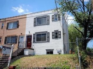 741 51st, Washington, VA 20019