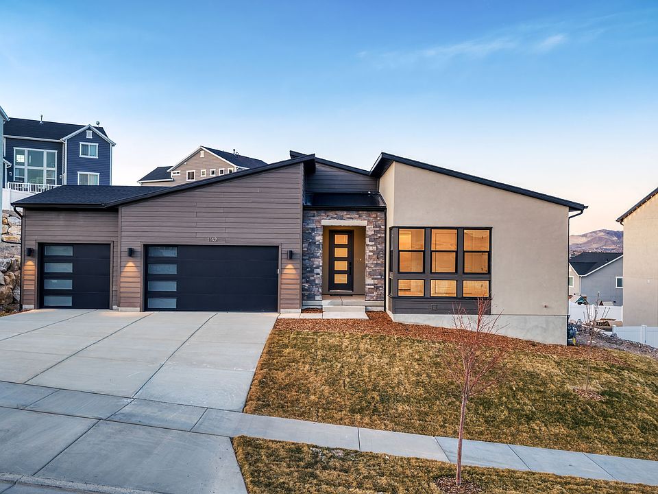 1st image of 1142 W Gossamer Ln #9