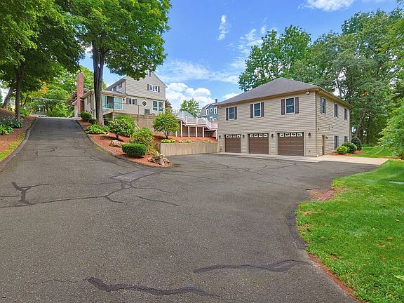 5th image of 20 Marvin Ave