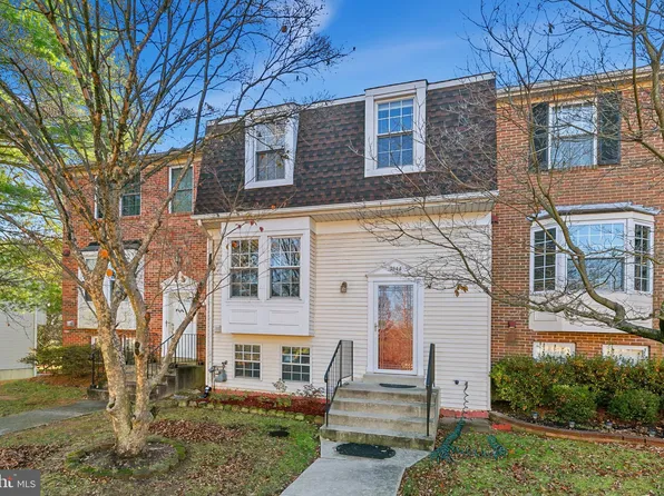 7614 Indian Hills Dr, Derwood, MD 20855