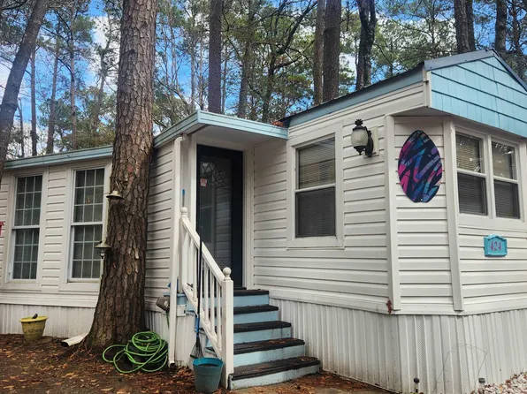 613 5th Ave. S #424, Myrtle Beach, SC 29578