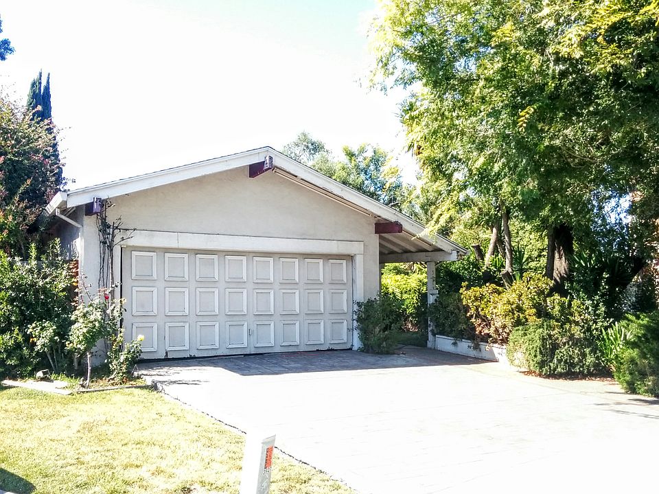 1st image of 3913 Lux Ct