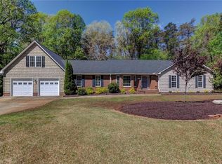 6909 Bronco Ln, Summerfield, NC 27358