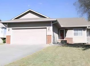 6324 N Chisholm Pointe St, Wichita, KS 67219