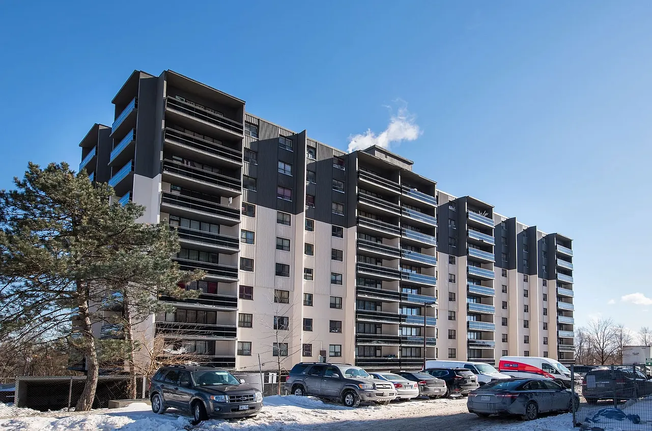 3967 Lawrence Avenue East — Photo 3